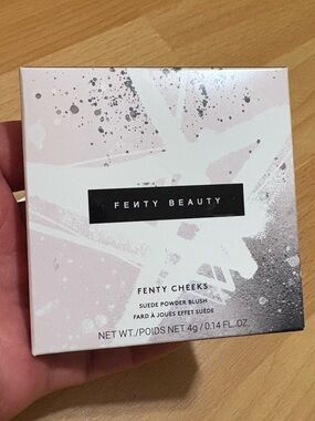 Fenty Beauty Fenty Cheeks Suede Powder Blush - RIRI 10